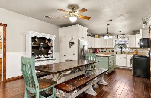 Canyon Lake House | the Hot Tub Farmhouse