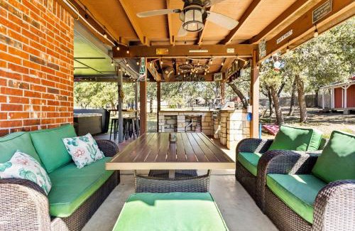 Canyon Lake House | the Hot Tub Farmhouse