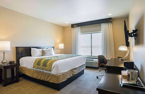 Sunland Park Hotel | The Hotel at Sunland Park Casino El Paso, an Ascend Collection Hotel