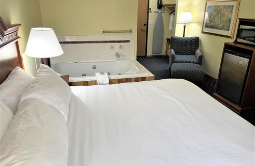 Bemidji Hotel | The Hotel Bemidji