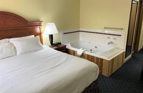 Bemidji Hotel | The Hotel Bemidji