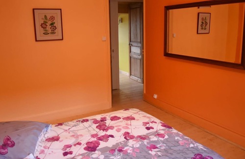 Charleville-Mezieres House | The house with the gardens