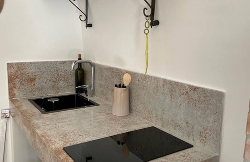 Mattinata Apartment | The house in the woods