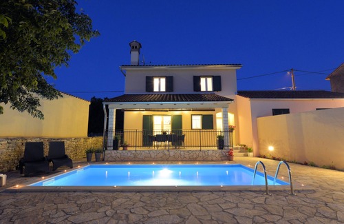 Kanfanar Villa | The house is located in a quiet area in the countryside, on the edge of Kanfanar,