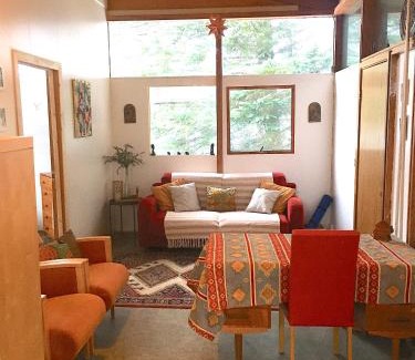 Laugaras House | The house next to the hot spring