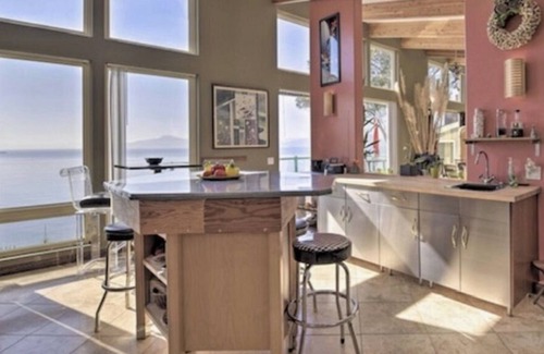 San Francisco House | The House Of 12 Palms