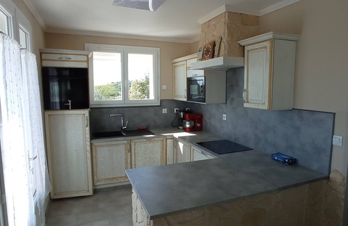 Centre Ville d'Ales Apartment | THE HOUSE OF HAPPINESS