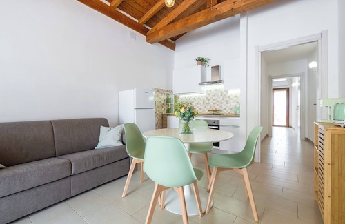 Capoterra House | The House of Orange Blossoms