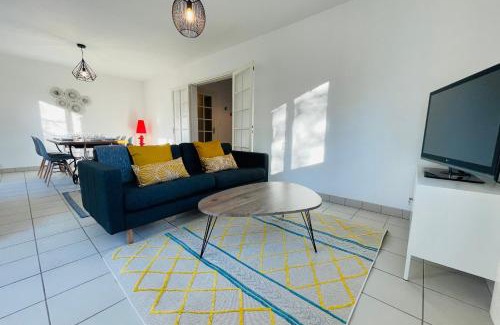 Joue-les-Tours House | The House of the Green Way a charming pied-à-terre for your walks in Toura