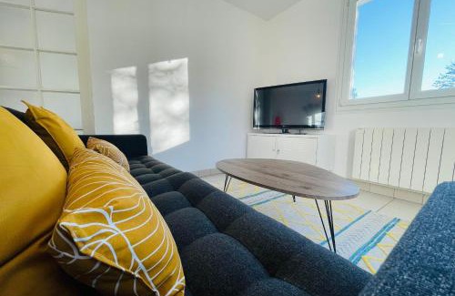 Joue-les-Tours House | The House of the Green Way a charming pied-à-terre for your walks in Toura