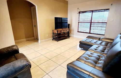 Eagle Pass House | The House on The Borough