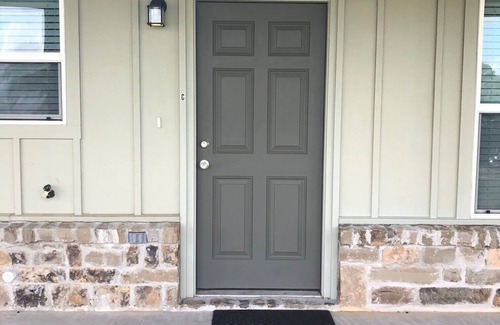 Tyler House | The Howdy, Apartment C, Building 2