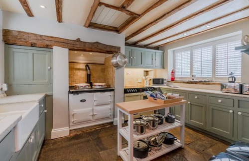 Alcester House | The Hunting Lodge at Ragley Estate