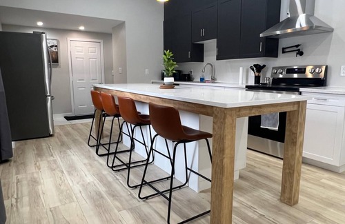 South Bruce Peninsula House | The Huron House -Relaxing getaway just steps away from Lake Huron!
