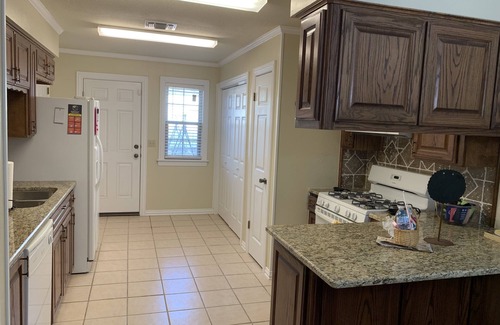 Amarillo House | The Hurst Haus, a home away from home !
