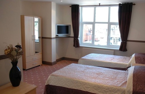 Margate Bed & Breakfast | The Hussar