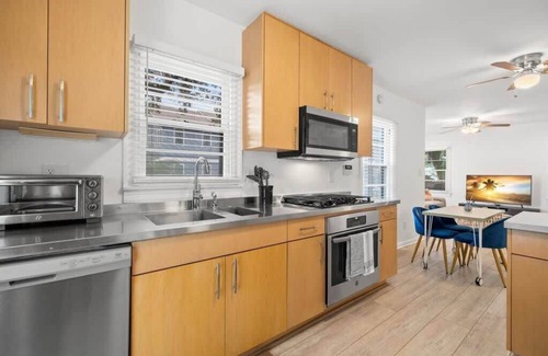 Historic Hyde Park North House | The Hyde Out by Brightwild | Quiet Hyde Park Home