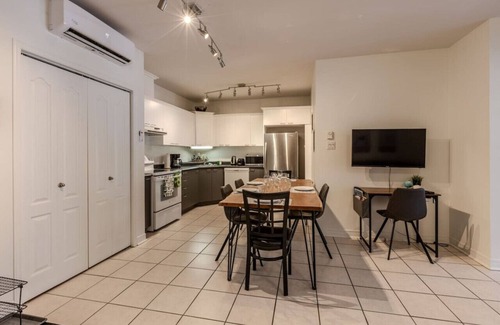 La Cite-Limoilou Apartment | The Impérial Suite + Parking + AC