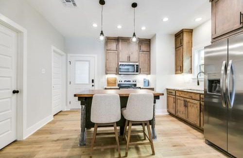 San Angelo House | The Inn at Holiday 3BR 2 and a half BA