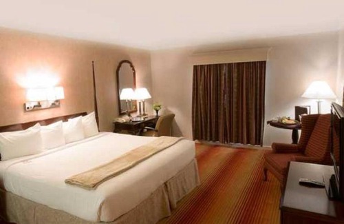 Wyomissing Hotel | The Inn at Reading Hotel & Conference Center