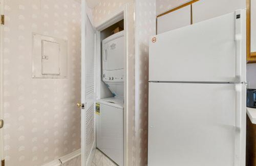 Gulf Lagoon Beach Apartment | The Inn At St Thomas Square 1305A
