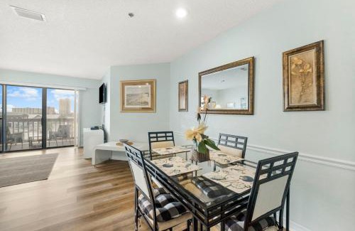 Gulf Lagoon Beach Apartment | The Inn At St Thomas Square 1305A