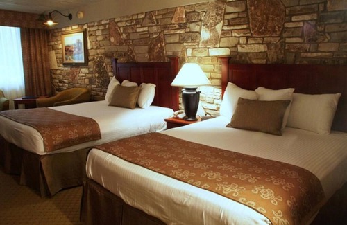 Kerrville Resort | The Inn Of The Hills