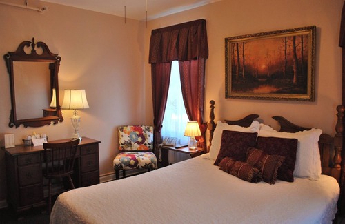 Downtown St. Petersburg Hotel | The Inn on Third