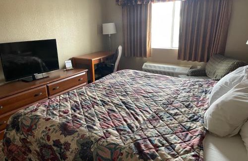 Sault Ste. Marie Hotel | The Inn