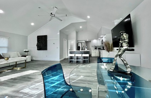 Columbus House | The International House entire home hosted by Dubbs Vision Property Managem