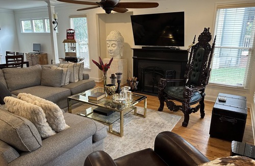 Mechanicsville House | The Intown ATL Mechanicsville Luxury Oasis! <1.5 mile to Mercedes-Benz Stadium!