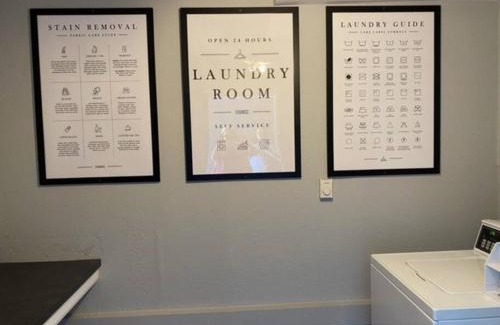 Hamilton Apartment | The Irene - 2 Bedroom Apt in Quilt Town, USA