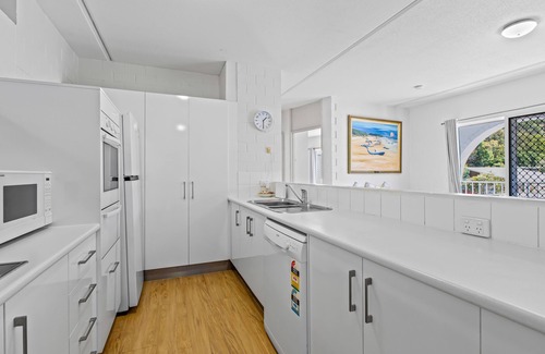 Point Lookout Apartment | The Islander Holiday Resort