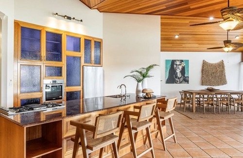 Yamba House | The Islander | Waterfront with Pool