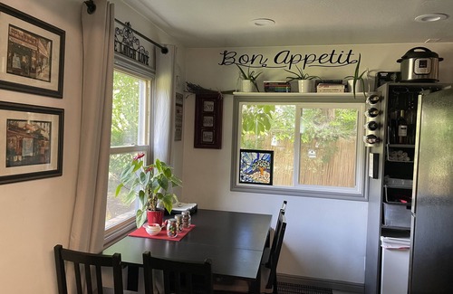 Sandy Cottage | The Ivy Cottage in Little Cottonwood, Sandy Utah