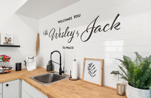 Brazos House | THE JACK 3