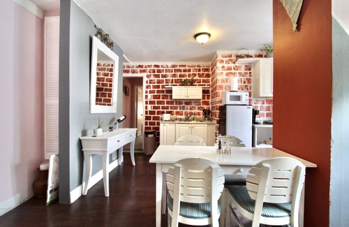 Safety Harbor House | The Jewel Of safety harbor Charming apartment near all safety Harbor attractions