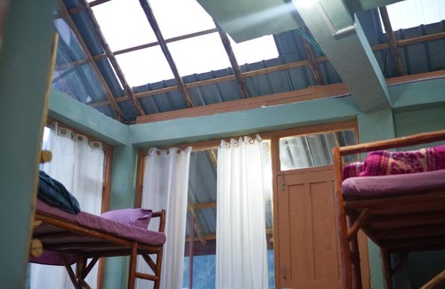 Old Manali House | The Joint Cafe & Stay India