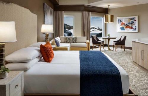 Rossland Hotel | The Josie Hotel, Autograph Collection
