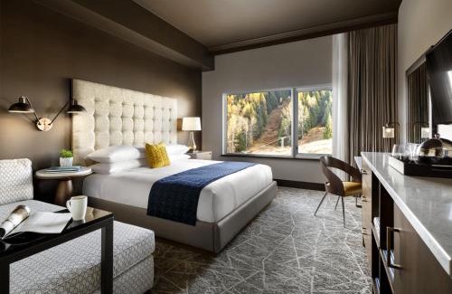 Rossland Hotel | The Josie Hotel, Autograph Collection