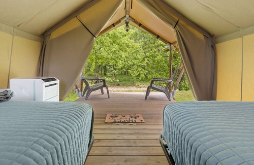 Peace Valley RV Rental | The Jude- our smallest accommodation
