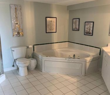 Bracebridge House | The Jypsy Inn Chambre Damour Bracebridge