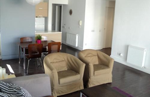 Dasoupolis Apartment | The Kapitani Residence