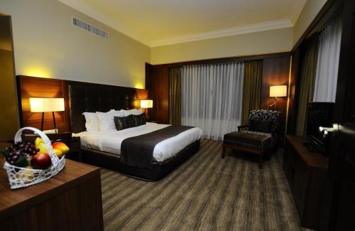 Pegawai Hotel | The Katerina Hotel