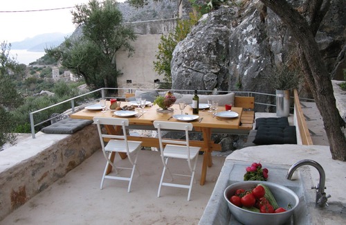 East Mani House | THE KATOI in Mani