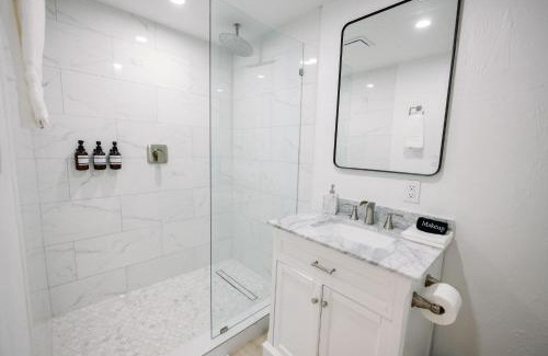 Gainesville Apartment | The Key Reno'd Historic 1BD 1 Mile to UF & DT