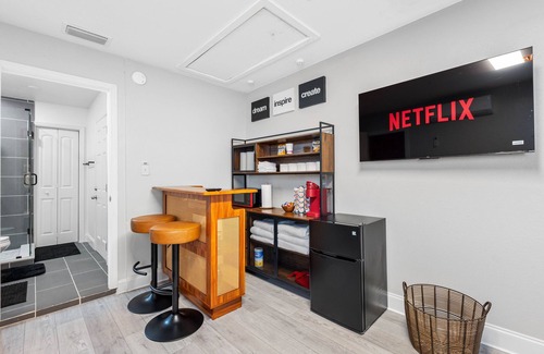Seffner Community Alliance Apartment | The Key West Guest Suite