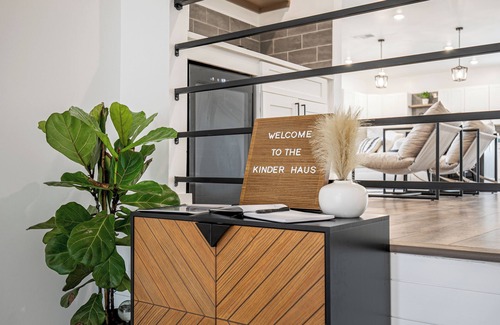 Shearer Hills - Ridgeview House | The Kinder Haus New to VRBO Centrally located to all things SA