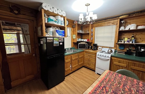 Harshaw Cabin | The King's Cottage ~ A Very Quiet Northwoods Retreat/Abuts Bearskin State Trail