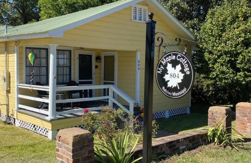 Natchez Bed & Breakfast | The King's Daughters B and B on the Bluff overlooking the Mighty Mississippi